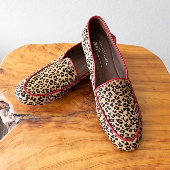 Donald J. Pliner Leopard Print Flats with Red Trim - Picture 1 of 7